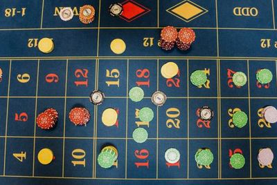tứ sắc trực tuyến Kubet